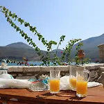 εn Plo Luxury