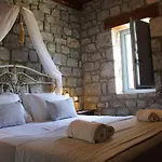 εn Plo Luxury 4*