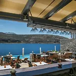 εn Plo Luxury 4* Karavostásion