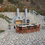 εn Plo Luxury 4* Karavostásion