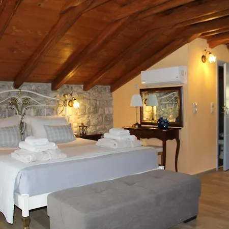 εn Plo Luxury 4* Karavostásion