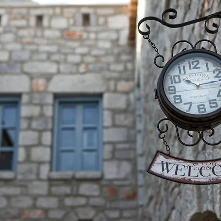 εn Plo Luxury 4* Karavostásion