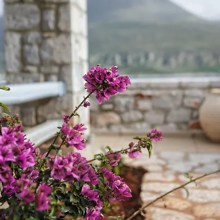 εn Plo Luxury Aparthotel Karavostasi (East Mani)