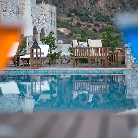 εn Plo Luxury 3*
