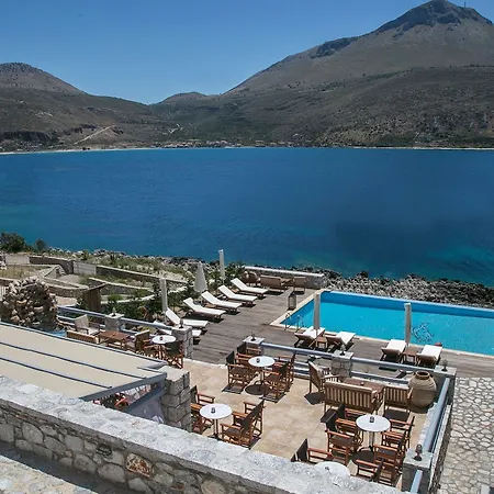 εn Plo Luxury 3* Karavostásion