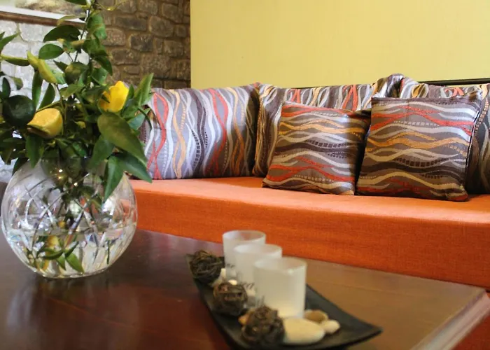 Aparthotel εn Plo Luxury Karavostasi (East Mani)