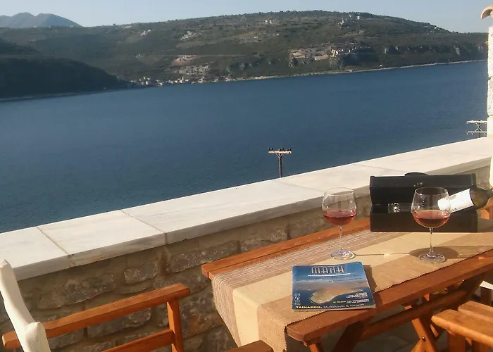 εn Plo Luxury Aparthotel Karavostasi (East Mani)