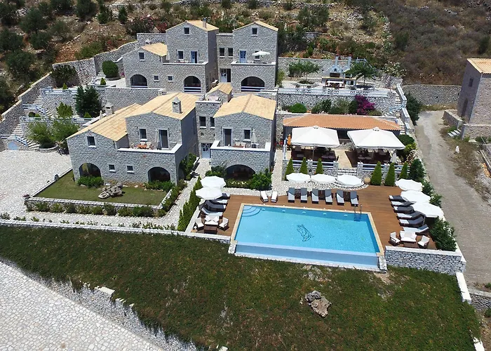 εn Plo Luxury Aparthotel