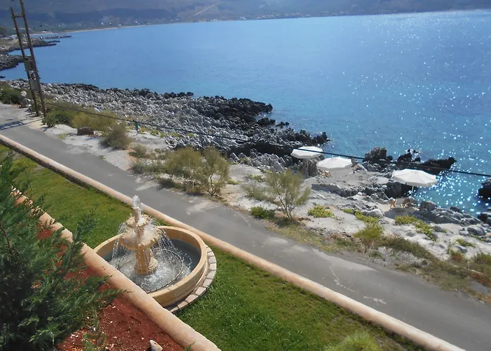 Appart hôtel εn Plo Luxury Karavostásion