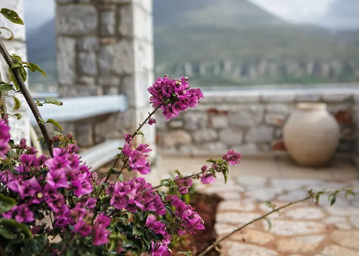 εn Plo Luxury Appart hôtel Karavostásion