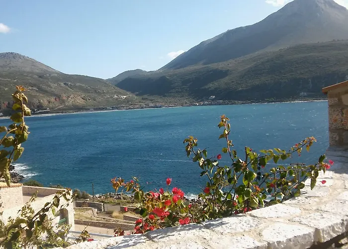 Aparthotel εn Plo Luxury 4*